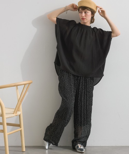 le colis(ルコリ)の「シアー ストライプ 衿 シャーリング 半袖 ブラウス(Tシャツ/カットソー・レディース・ブルー系その他/ホワイト系その他/ブラック系その他・FREE)」の13枚目の写真