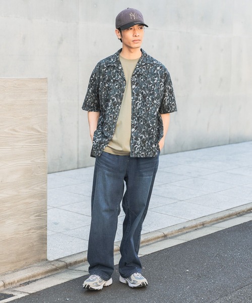 BAYFLOW(ベイフロー)の「アソート柄シャツ(シャツ/ブラウス・メンズ・ホワイト/チャコール/ブルー/ブラック・MEDIUM/LARGE)」の7枚目の写真