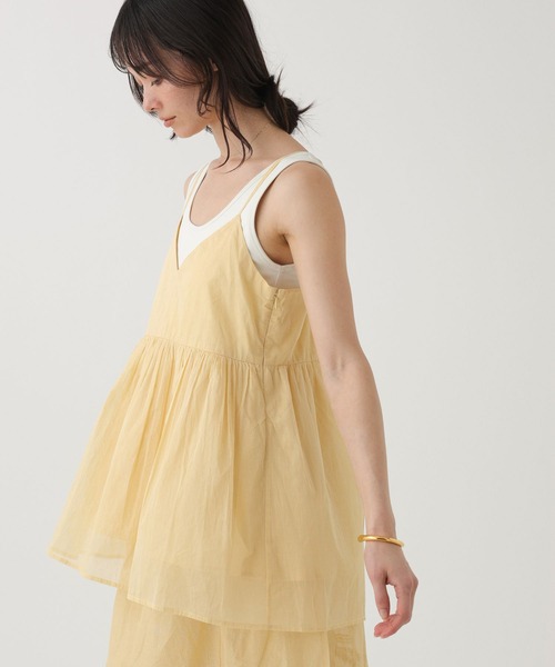 Marilyn Moon(マリリンムーン)の「【MARILYN MOON】<別注>オーガンキャミ(キャミソール・レディース・イエロー/キャメル・フリー)」の4枚目の写真