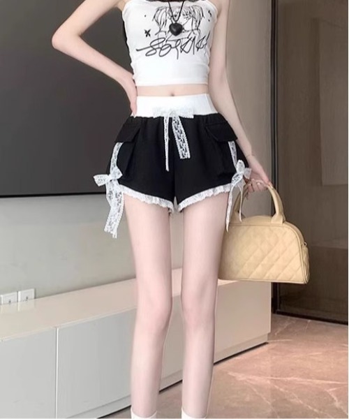 ＆soiree（アンドソワレ）の「ウエスト切り替えレースリボン付きスウェットショートパンツ（スウェットパンツ・レディース・ブラック/杢グレー・SMALL/MEDIUM/LARGE/X-LARGE）」の3枚目の写真