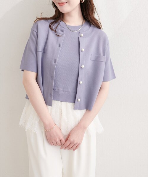 natural couture(ナチュラルクチュール)の「パール釦半袖ニットカーディガン(カーディガン/ボレロ・レディース・オフホワイト/サックスブルー/ピンク系その他/ブラック/ミント/ブルー系その他・FREE)」の15枚目の写真