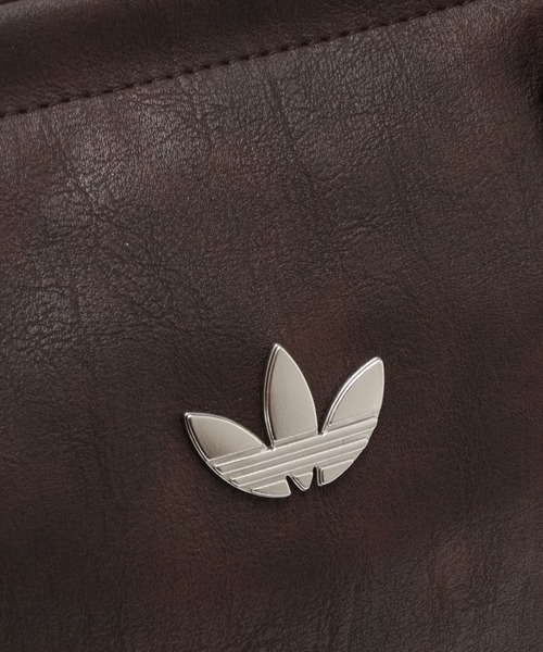 adidas（アディダス）の「adidas EL POCKET BAG / アディダス オリジナルス ロング丈 ポケット付き バッグ（ショルダーバッグ・レディース・ブラウン・ONE SIZE）」の4枚目の写真