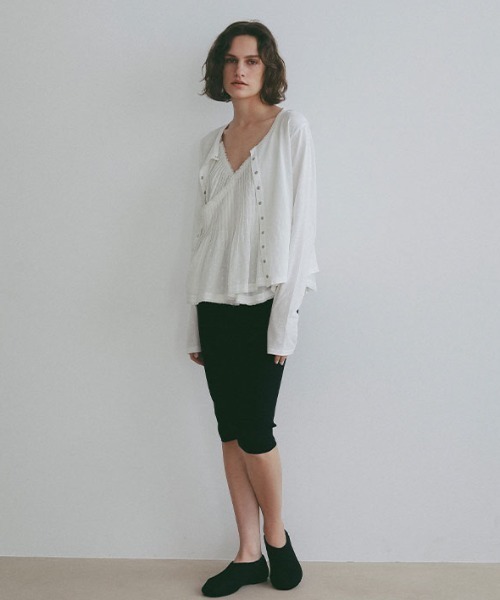 ETRE TOKYO(エトレトウキョウ)の「ホールガーメントニットバイカーパンツ(その他パンツ・レディース・チャコール/ブラック・S/M)」の8枚目の写真