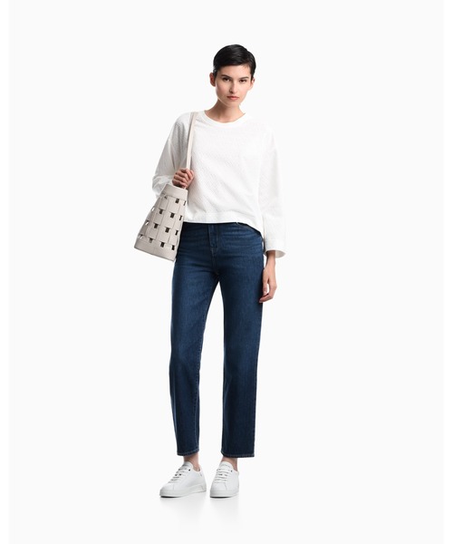 EMPORIO ARMANI(エンポリオアルマーニ)の「【エンポリオ アルマーニ】レギュラー クルーネックセーター シェブロンジャカード(ニット/セーター・レディース・ホワイト/ネイビー・MEDIUM/SMALL)」の12枚目の写真