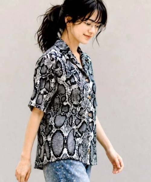 KAMINARI_TOKIO(カミナリトキオ)の「パイソンブラウス(シャツ/ブラウス・レディース・ブラック・FREE)」の9枚目の写真