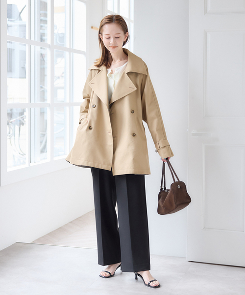 U by SPICK&SPAN(ユーバイスピックアンドスパン)の「リバーシブルミドルトレンチコート(トレンチコート・レディース・ベージュ/ネイビー・36/38)」の8枚目の写真