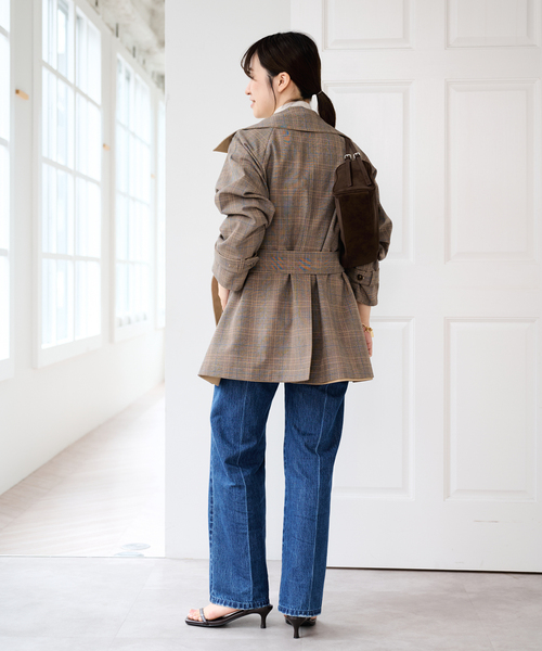 U by SPICK&SPAN(ユーバイスピックアンドスパン)の「リバーシブルミドルトレンチコート(トレンチコート・レディース・ベージュ/ネイビー・36/38)」の18枚目の写真