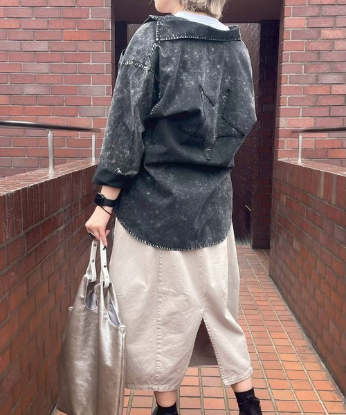 CONVERSE TOKYO(コンバーストウキョウ)の「【CONVERSE TOKYO】<UNISEX> ACID WASH STAR PATCH OVER SHIRT / アシッドウォッシュシャツ /ウォッシュ加工 / ヴィンテージ加工 /(シャツ/ブラウス・レディース・グレー/サックスブルー/ブラック/ボルドー/イエロー・FREE)」の13枚目の写真
