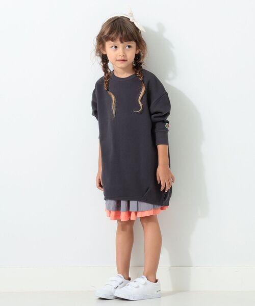 こども ビームス（コドモビームス）の「spring court / G2 ベルクロ スニーカー (14.5～19cm)（スニーカー・キッズ・ホワイト/ネイビー・27(16.5～17cm)/29(18～18.5cm)/24(14.5～15cm)/26(15.5～16cm)/28(17.5～18cm)/30(18.5～19cm)/25(15～15.5cm)）」の5枚目の写真