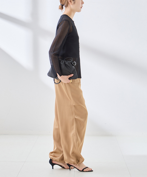 journal standard L'essage(ジャーナルスタンダードレサージュ)の「スカシハリヌキカーディガン(カーディガン/ボレロ・レディース・ブラック/ホワイト・FREE)」の17枚目の写真