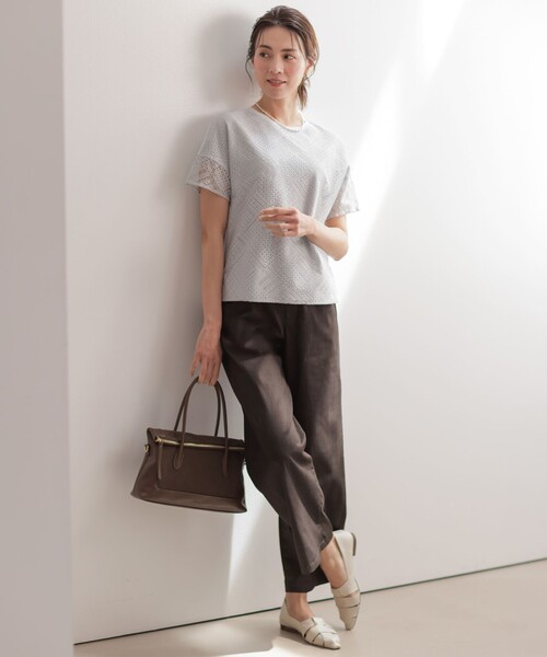 J.PRESS Ladies(J.プレス レディス)の「【一枚で着映え・シーンレスに活躍】タイルライクレース クルーネック カットソー(Tシャツ/カットソー・レディース・ホワイト系/ライトグレー系/ネイビー系・SMALL)」の16枚目の写真