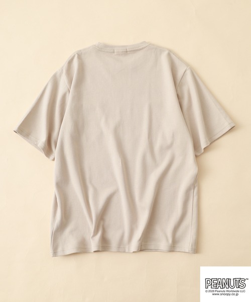 PEANUTS（ピーナッツ）の「PEANUTS JOE COOL柄刺繍接触冷感ビッグシルエットポケ付き半袖Tシャツ（Tシャツ/カットソー・メンズ・グレイッシュベージュ/オフホワイト/チャコール・M/LL/L）」の10枚目の写真