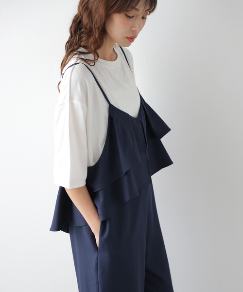 AMELY(エミリー)の「大人フェミニンフリルサロペット(サロペット/オーバーオール・レディース・ライトブラウン/ブラウン/ネイビー/ブラック・フリー)」の9枚目の写真