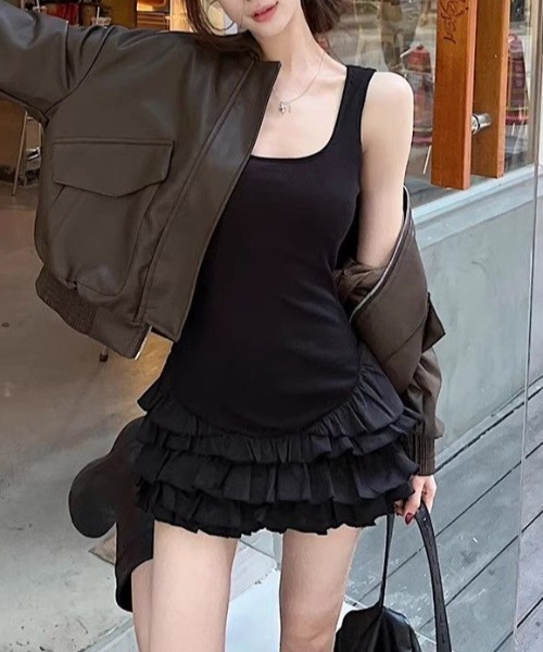 Vipoa(ヴィポア)の「Tiered frill mini one piece(ワンピース・レディース・ホワイト/ブラック・FREE)」の1枚目の写真