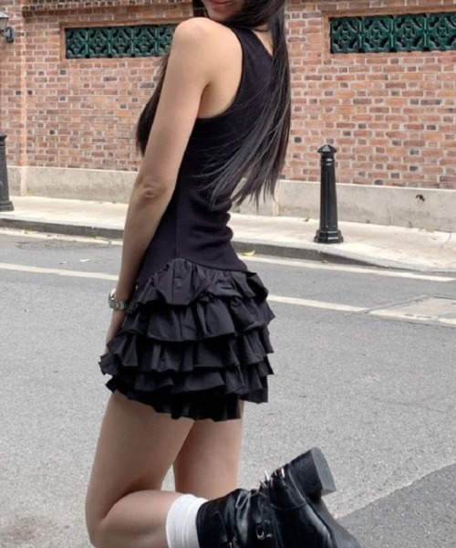 Vipoa(ヴィポア)の「Tiered frill mini one piece(ワンピース・レディース・ホワイト/ブラック・FREE)」の14枚目の写真