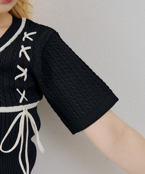 continuer de NICE CLAUP(コンティニューデナイスクラップ)の「レースアップニット半袖トップス(Tシャツ/カットソー・レディース・アイボリー/ピンク/ブラウン/ブラック・FREE)」の13枚目の写真