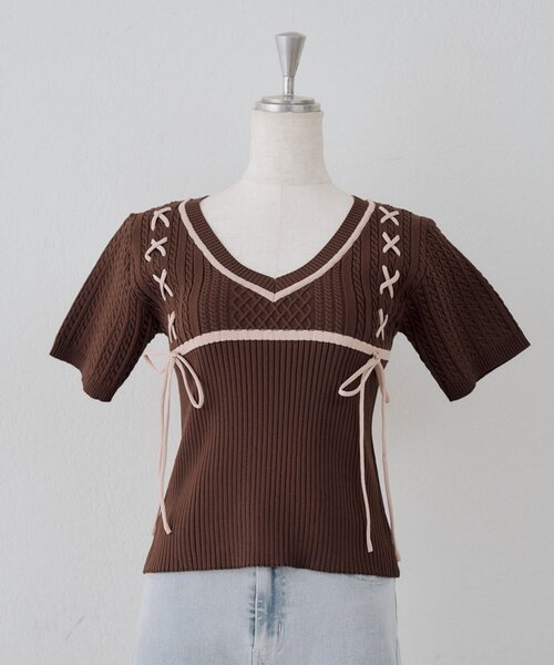 continuer de NICE CLAUP(コンティニューデナイスクラップ)の「レースアップニット半袖トップス(Tシャツ/カットソー・レディース・アイボリー/ピンク/ブラウン/ブラック・FREE)」の16枚目の写真