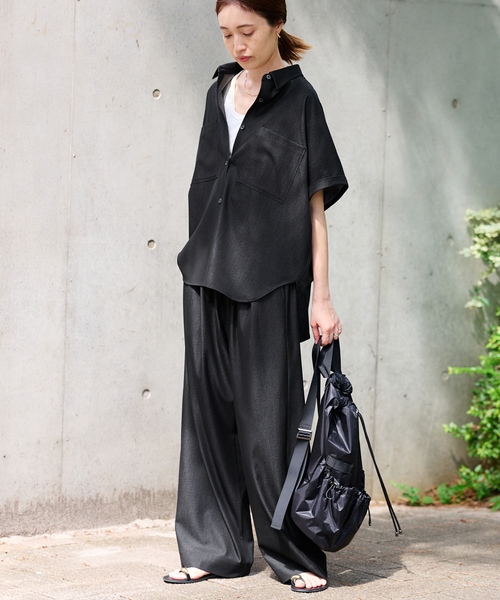 SLOBE IENA(スローブイエナ)の「《2枚セット》デニムライクセットアップ(シャツ/ブラウス・レディース・ネイビー/ブラック・FREE)」の17枚目の写真