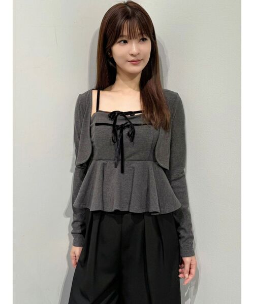 MERCURYDUO(マーキュリーデュオ)の「カットテレコペプラムキャミアンサンブル(キャミソール・レディース・チャコールグレー/ピンク/ベージュ・FREE)」の5枚目の写真