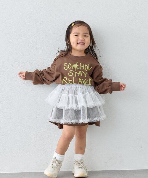 CIAOPANIC TYPY(チャオパニックティピー)の「【KIDS/ZOZO限定カラーあり】らくがき風フロッキーロゴミニワンピチュニック(ワンピース・キッズ・アイボリー/チャコールグレー/ブラウン/グレー・130/110/150)」の6枚目の写真