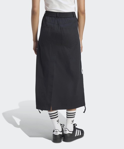 adidas（アディダス）の「パラシュート スカート / アディダスオリジナルス adidas Originals（スカート・レディース・ブラック・XX-LARGE/X-LARGE/LARGE/MEDIUM/SMALL）」の2枚目の写真