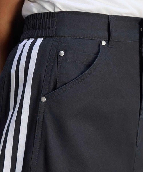 adidas（アディダス）の「パラシュート スカート / アディダスオリジナルス adidas Originals（スカート・レディース・ブラック・XX-LARGE/X-LARGE/LARGE/MEDIUM/SMALL）」の3枚目の写真
