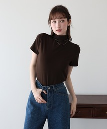 モックネックTシャツ