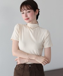 モックネックTシャツ