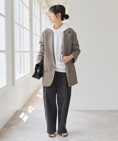 Spick & Span(スピックアンドスパン)の「VIAN / ヴィアン BIG JK Single ビッグ ジャケット(テーラードジャケット・レディース・ベージュ/ネイビー/キャメル・36)」の5枚目の写真
