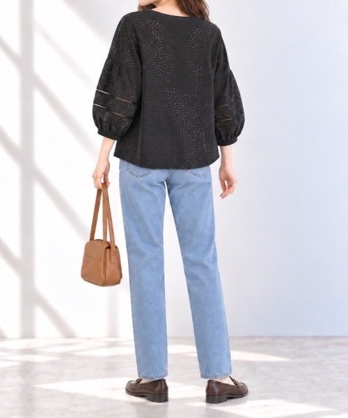 Muffiny（マフィニー）の「アイレットレースボリュームスリーブブラウス【Indian Cotton】（シャツ/ブラウス・レディース・サックスブルー/オフホワイト・MEDIUM）」の11枚目の写真