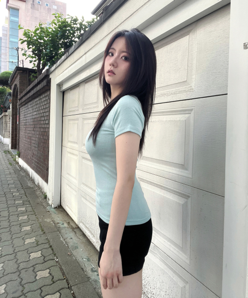 IZROOM（イズルーム）の「エンジェルガール スリムフィット 半袖Tシャツ (ミント)（Tシャツ/カットソー・レディース・その他・FREE）」の3枚目の写真
