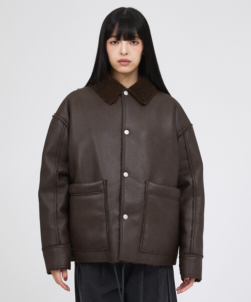UNIVERSAL OVERALL(ユニバーサルオーバーオール)の「【UNIVERSAL OVERALL/ユニバーサルオーバーオール】REVERSIBLE COAT/ボア/フェイクムートン【WEB限定】(ブルゾン・レディース・ダークブラウン・フリー)」の10枚目の写真
