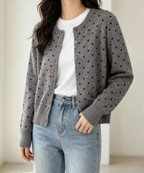 Miniministore(ミニミニストア)の「ドット柄クルーネックニットカーディガン秋(カーディガン/ボレロ・レディース・グレー/ブラック・FREE)」の9枚目の写真