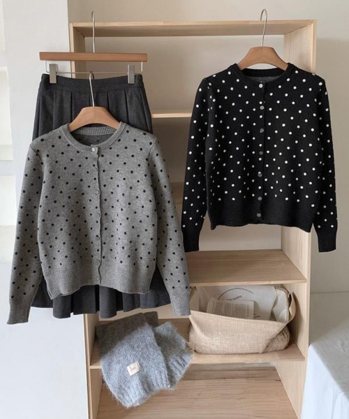 Miniministore(ミニミニストア)の「ドット柄クルーネックニットカーディガン秋(カーディガン/ボレロ・レディース・グレー/ブラック・FREE)」の16枚目の写真