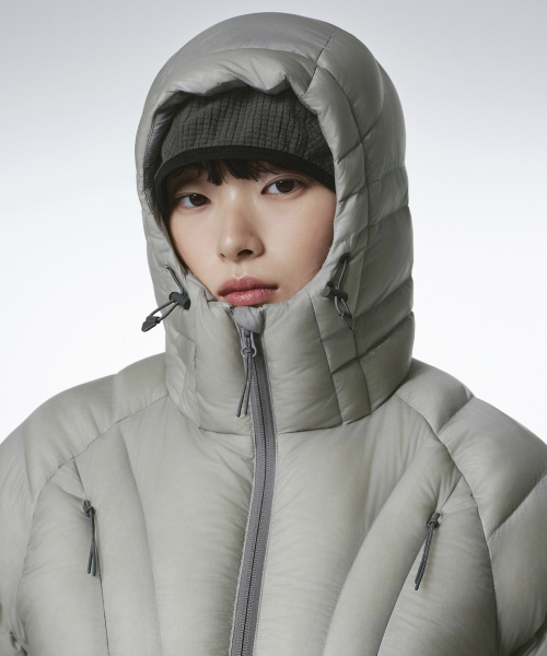 MUSINSA STANDARD WOMAN（ムシンサスタンダードウーマン）の「[シティレジャー] ウィメンズコンター フード付きライトダウンジャケット [ライトグレー]（ダウンジャケット/コート・レディース・その他・X-SMALL/SMALL/MEDIUM/LARGE）」の4枚目の写真
