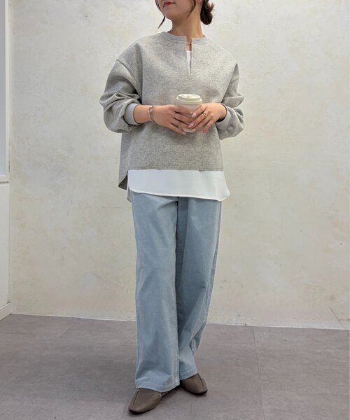Jena espace merveilleux（ジェナ　エスパスメルヴェイユ）の「深V起毛プルオーバー　秋服（シャツ/ブラウス・レディース・ベージュ/ライトグレー・FREE）」の6枚目の写真