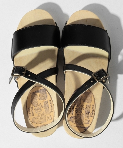 rosa mosa（ロサモサ）の「rosa mosa / cross strap サンダル 