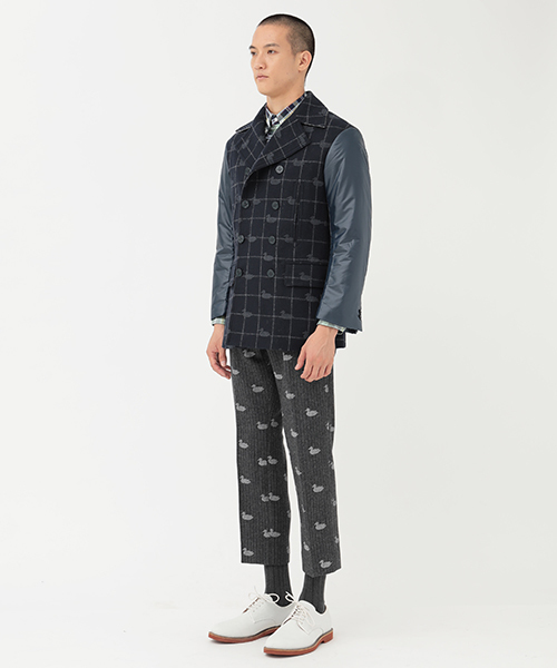 koe×THOM BROWNE（コエトムブラウン）の「[KOE×THOM BROWNE]MENS DUCK 