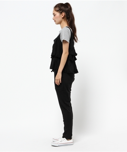 RODEO CROWNS WIDE BOWL（ロデオクラウンズワイドボウル）の「フリル オールインワン（つなぎ/オールインワン・レディース・ブラック/ホワイト系その他・MEDIUM）」の13枚目の写真