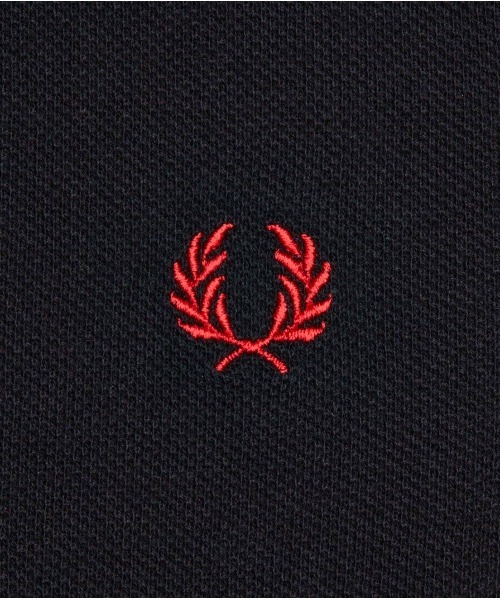 FRED PERRY（フレッドペリー）の「Kids My First Fred Perry Shirt／キッズ フレッドペリーポロシャツ（ポロシャツ・キッズ・レッド/ネイビー/ホワイト/イエロー/ブルー/グレー/レモンイエロー/ブラック/ホワイト×ネイビー/レッド系その他/ホワイト系その他/ネイビー系・1）」の16枚目の写真