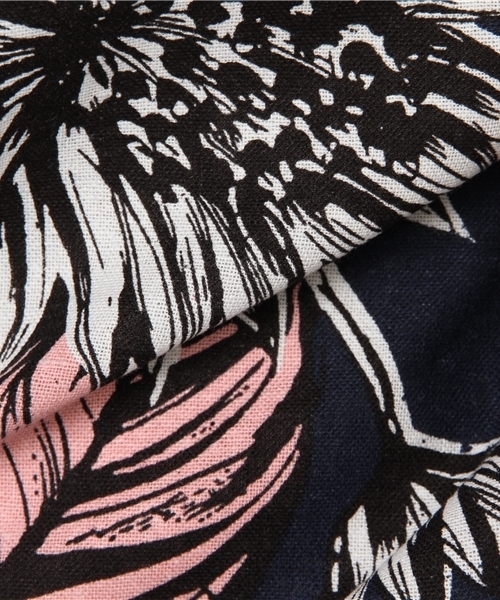 SpRay（スプレイ）の「リゾート柄５分袖オフショル（シャツ/ブラウス・レディース・カーキ/オフホワイト/ネイビー・FREE）」の4枚目の写真