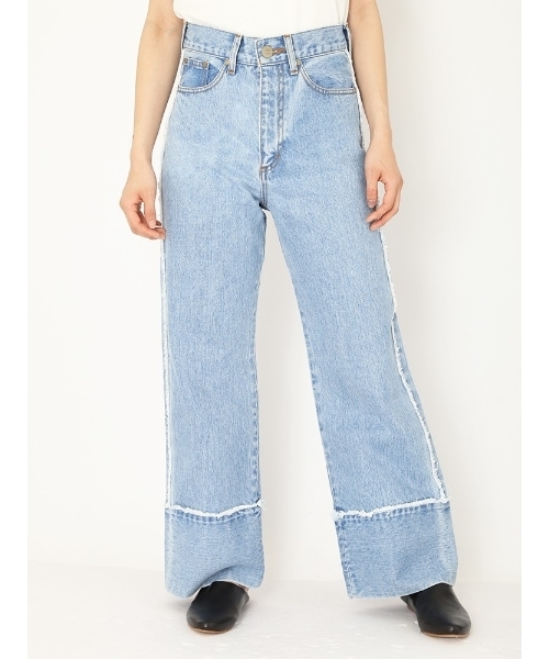 LAGUNAMOON(ラグナムーン)の「WIDE CUTフリンジDENIMパンツ(デニムパンツ・レディース・ライトブルー/ブルー・SMALL/MEDIUM)」の2枚目の写真