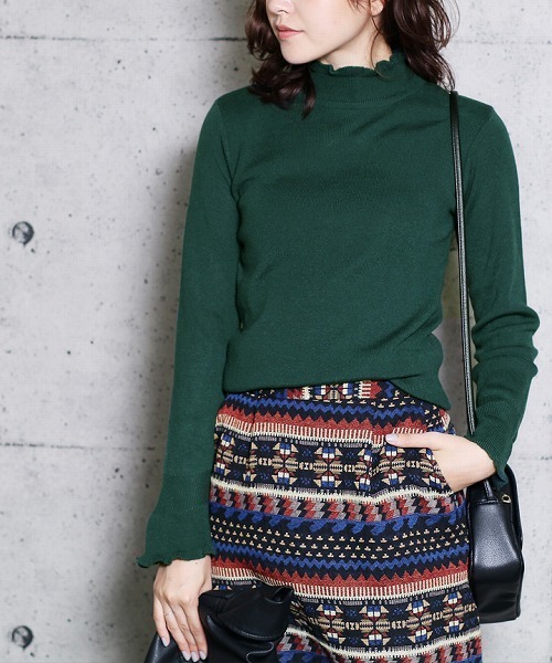 reca(レカ)の「フリル無地リブハイネックニット(ニット/セーター・レディース・ブラック/ダークグリーン/ボルドー・FREE)」の1枚目の写真