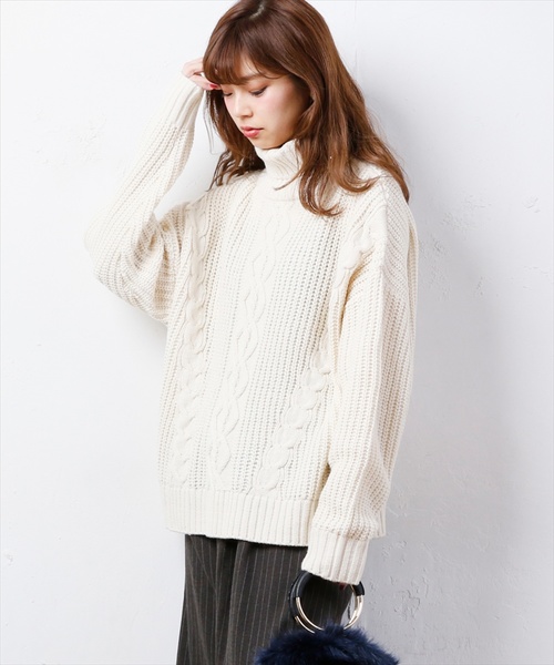 natural couture（ナチュラルクチュール）の「ケーブルビックタートル（Tシャツ/カットソー・レディース・ホワイト/ブラック/ベージュ/グリーン/サックスブルー/パープル/ボルドー・FREE）」の2枚目の写真