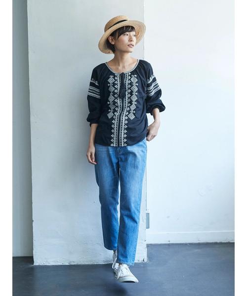 AMERICAN HOLIC（アメリカンホリック）の「・刺繍ギャザーブラウス（シャツ/ブラウス・レディース・オフホワイト/ブラック/ベージュ/マスタード・FREE）」の10枚目の写真