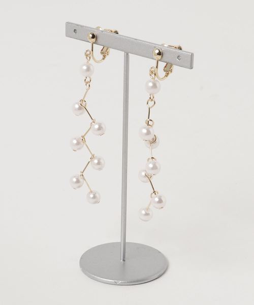 apres jour(アプレジュール)の「【apres jour×ARIAZ】ジグザグパールイヤリング(イヤリング・レディース・シルバー/ゴールド・FREE)」の10枚目の写真