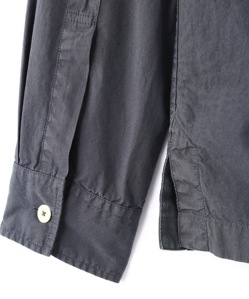 MHL.（エムエイチエル）の「GARMENT DYE BASIC POPLIN（シャツ/ブラウス・メンズ・ホワイト/ライトグレー/グレー・SMALL/MEDIUM/LARGE）」の6枚目の写真