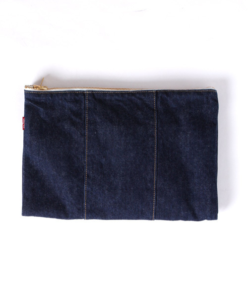 Denime（ドゥニーム）の「DENIM CLUTCH BAG（クラッチバッグ・メンズ・ブルー/インディゴブルー・FREE）」の1枚目の写真