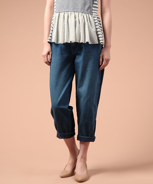 FURFUR（ファーファー）の「バイカラーデニムパンツ（デニムパンツ・レディース・インディゴブルー/ライトブルー・34/36/38）」の2枚目の写真