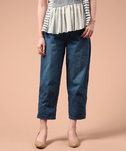 FURFUR（ファーファー）の「バイカラーデニムパンツ（デニムパンツ・レディース・インディゴブルー/ライトブルー・34/36/38）」の5枚目の写真